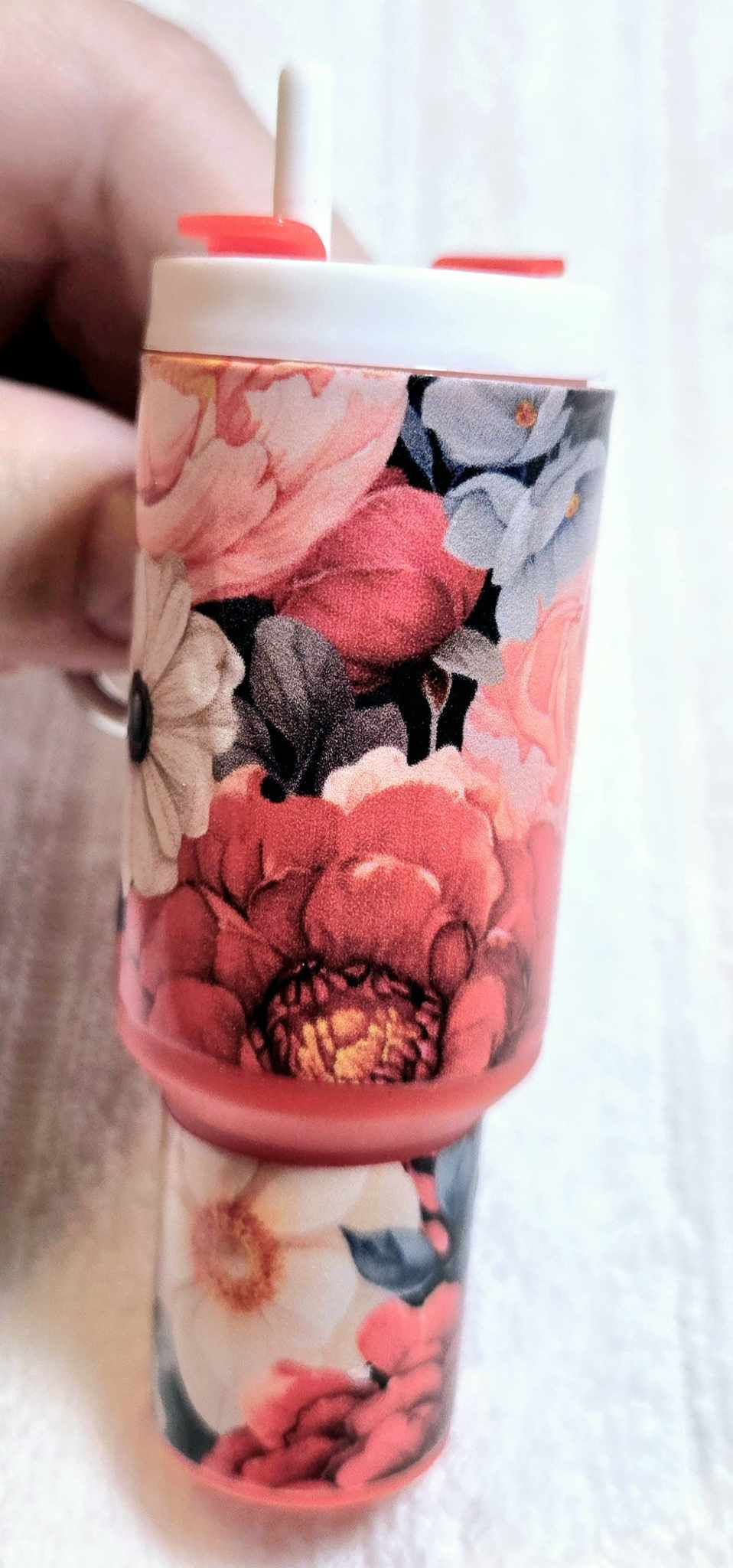 ๐ธ Blush Bloom Tumbler Keychain โ Garden Party Edition