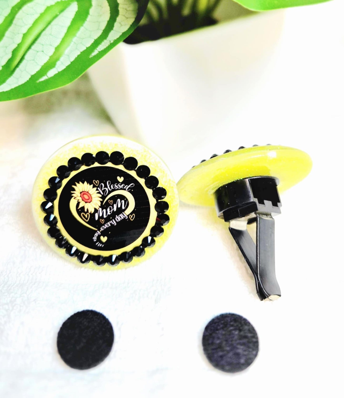 Blessed Mom Sunflower Car Charm & Clip Set