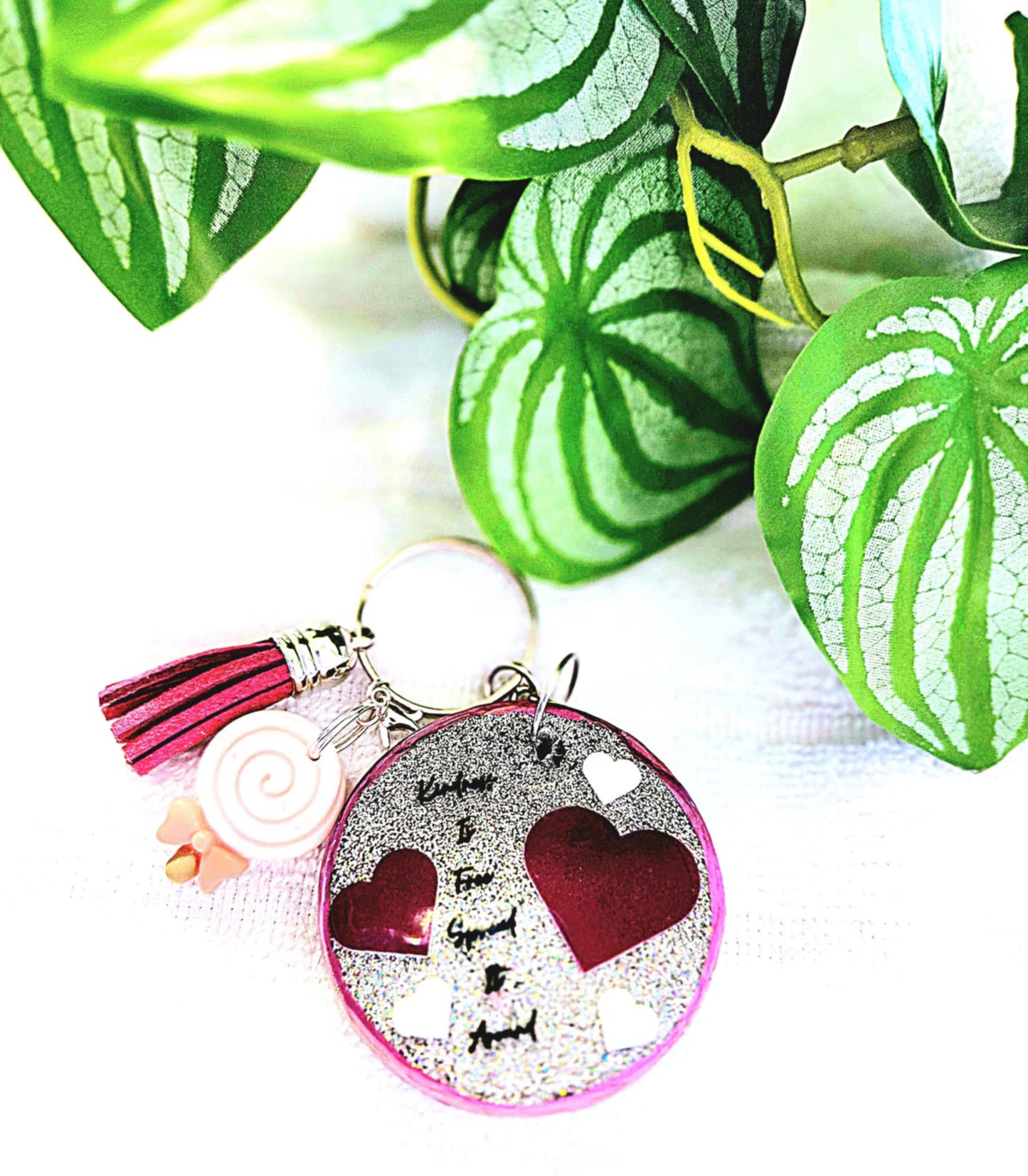 ❤️ Kindness & Cuteness Highland Cow Keychain