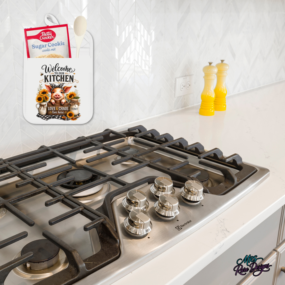 Sweet Chaos Farmhouse Cookie Baking Pocket Pot Holder Set