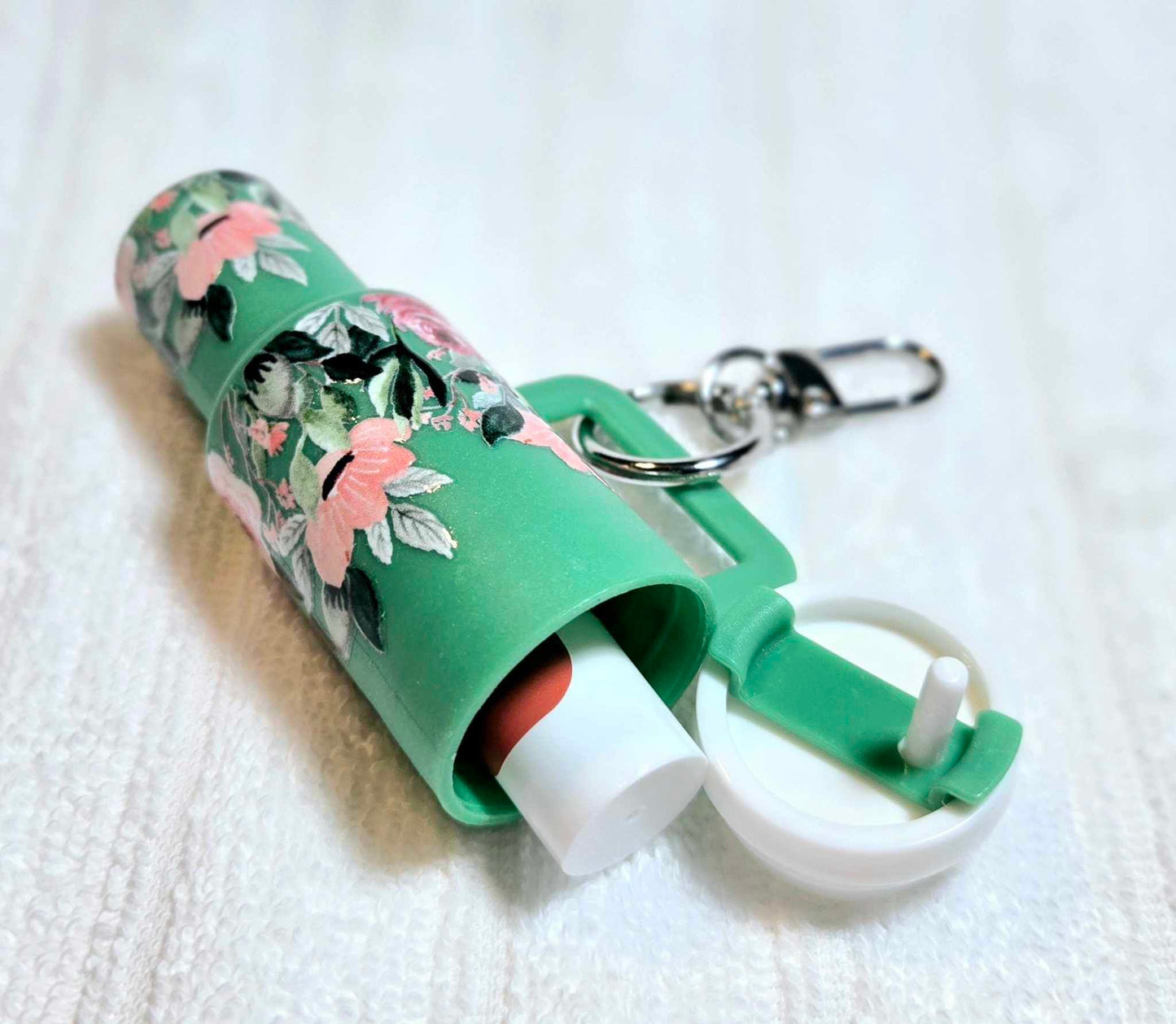 🌿 Minty Meadow Tumbler Keychain – Rose Garden Edition