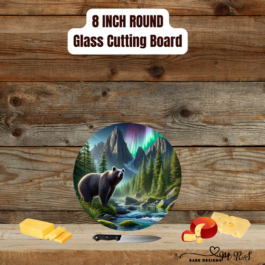 Aurora Ridge Grizzly — 8″ Round Glass Cutting Board