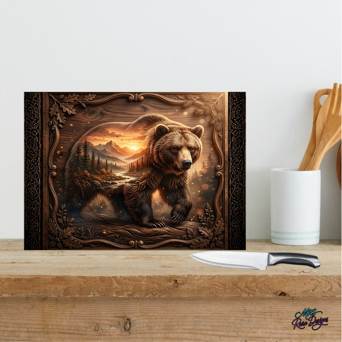 "Golden Wilds" Bear Glass Cutting Board — 11x7.87 Inch