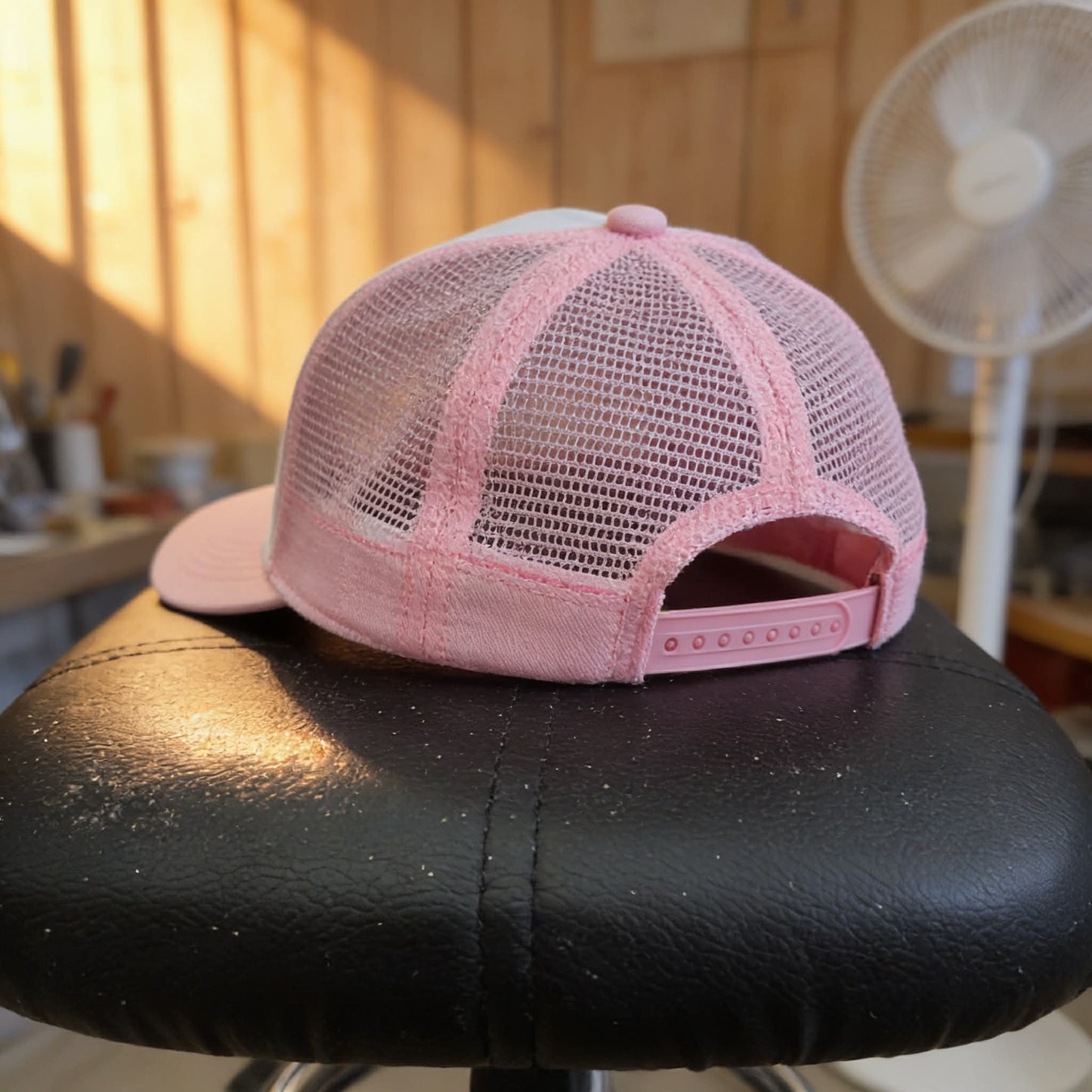 "Love Bug Moo" – The Sweetheart Trucker Hat