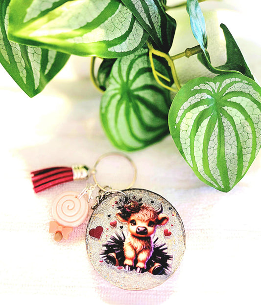 ❤️ Kindness & Cuteness Highland Cow Keychain